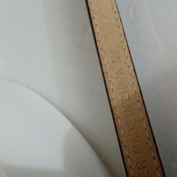 Women's  Amiee Lynn  Belt  sz  M/L Brown with Gold Hardware Adjustable back - Picture 4 of 6